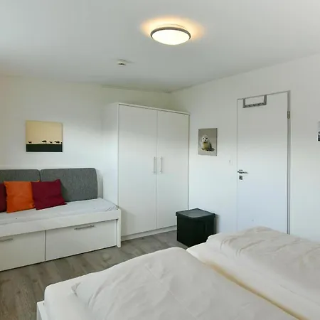 Haus Duenenblick 1 *